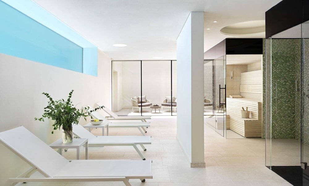 Фото Eden Reserve Hotel & Villas