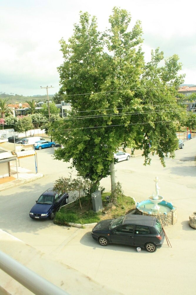 Фото Zennova 14 Chanioti's Summer Family Aprtm