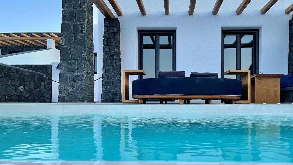 Фото Brilliance Suites - Adults Only