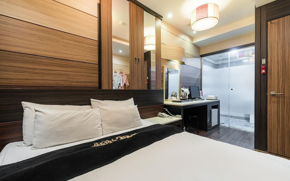 Фото Suwon Station Provence 22st