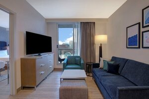 Гостиница Homewood Suites by Hilton Montreal Downtown, Qc