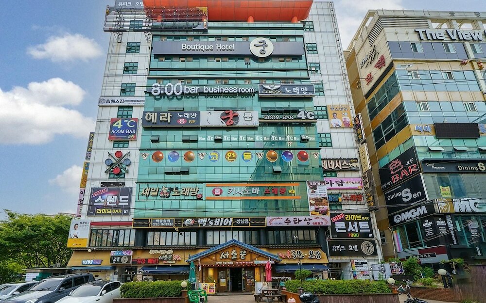 Фото отеля 1