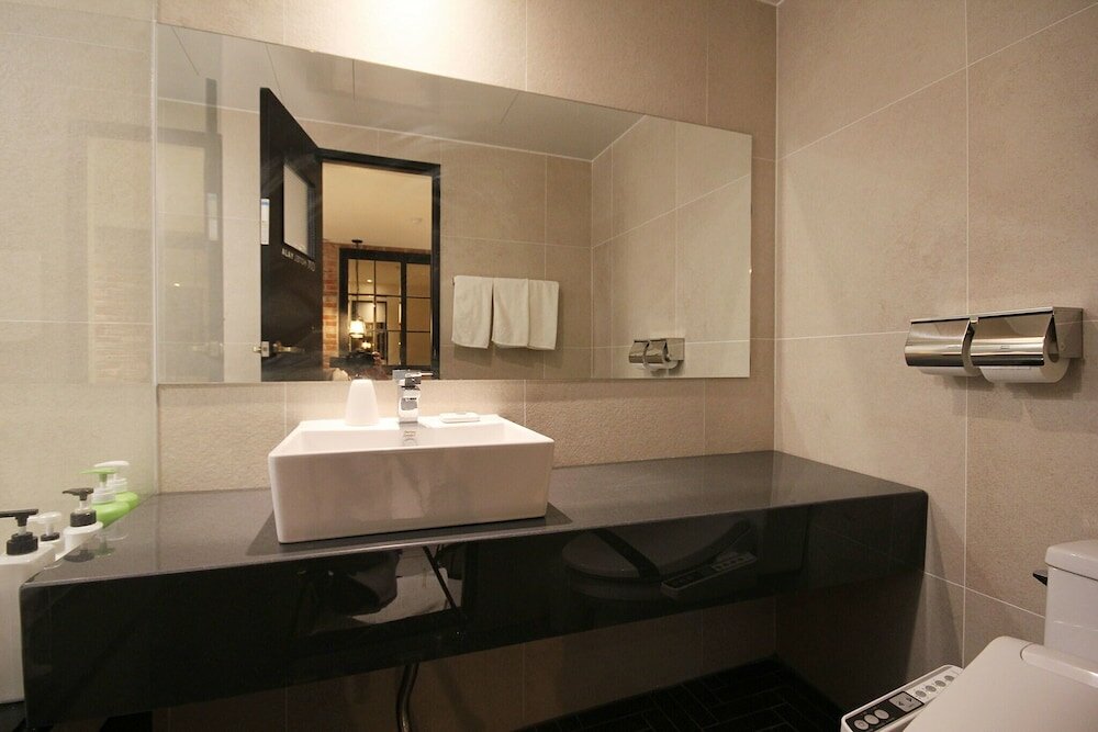 Фото Pohang Yaja Yeongildae