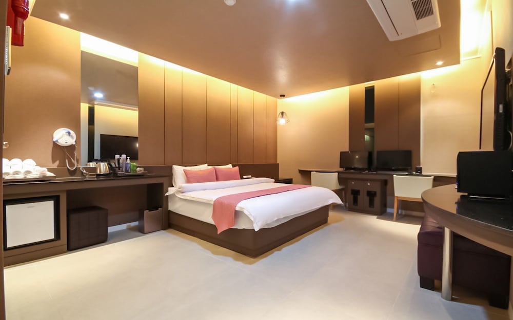 Фото Changwon Sangnamdong Mtm