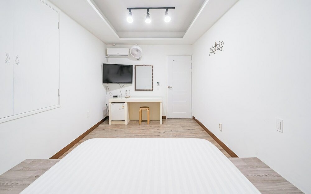 Фото Jeju Beijing Motel