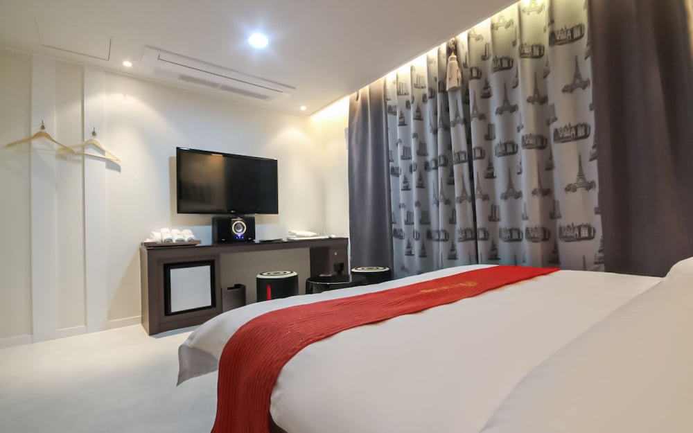 Фото Changwon Sangnamdong Mtm