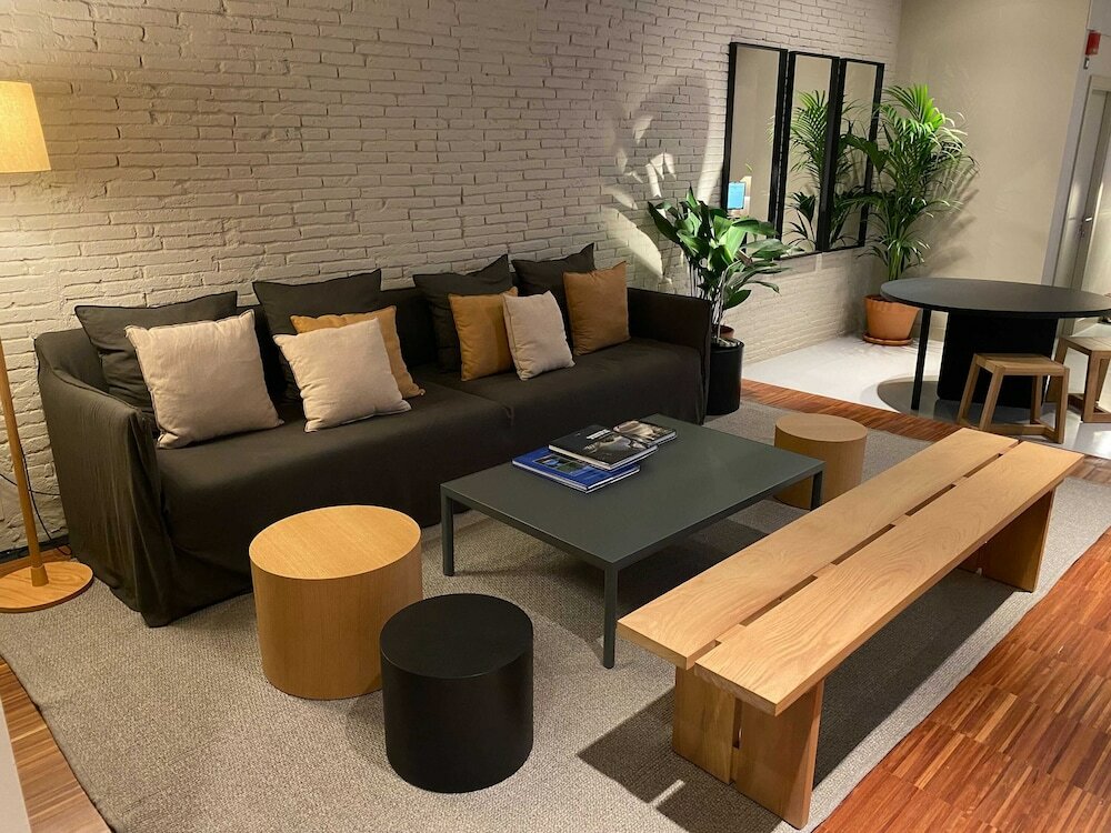 Фото Uma Suites Pau Claris