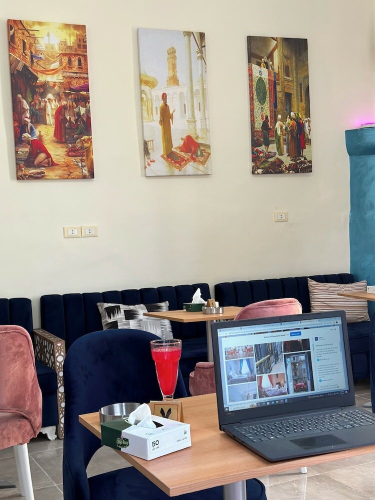 Фото Victory Of Downtown Hotel