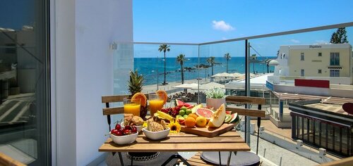 Гостиница Phaedrus Living- Seaside Lighthouse 74 в Пафосе