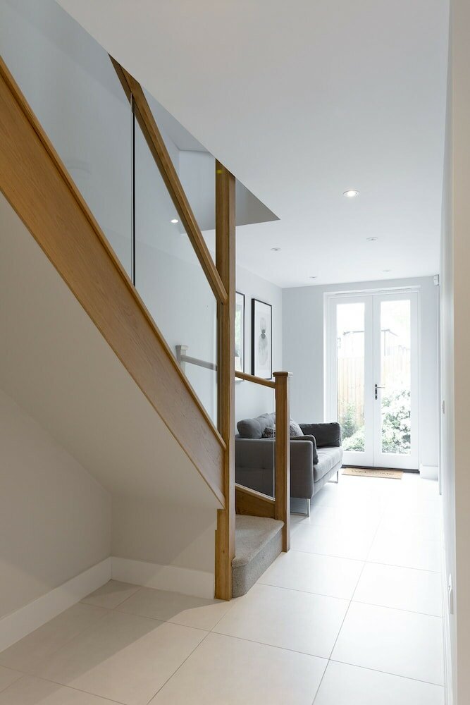 Фото Immaculate Central Windsor Town House