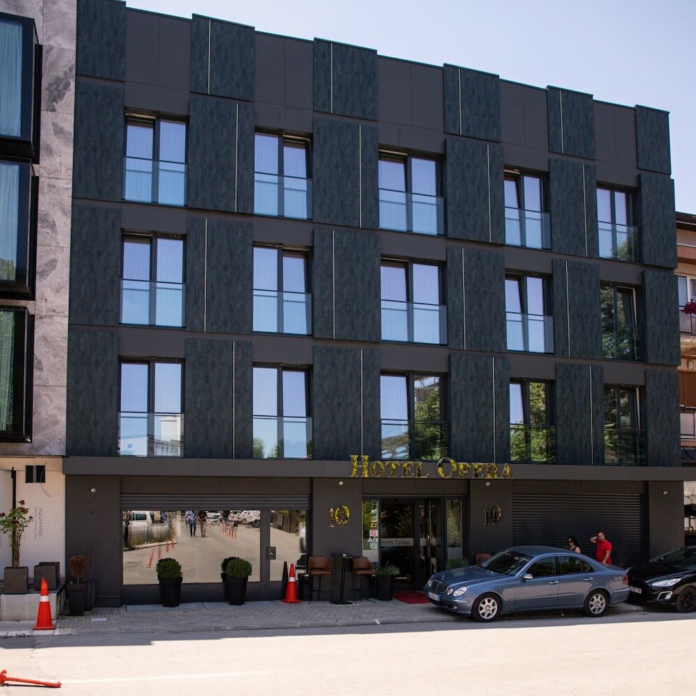 Фото отеля 2