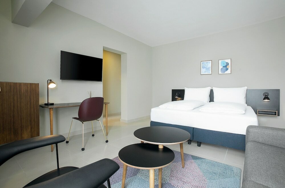 Фото Nordic Hotel Lagos