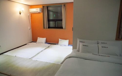 Гостиница Namwon Sanriji Hotel Pension в Намвоне