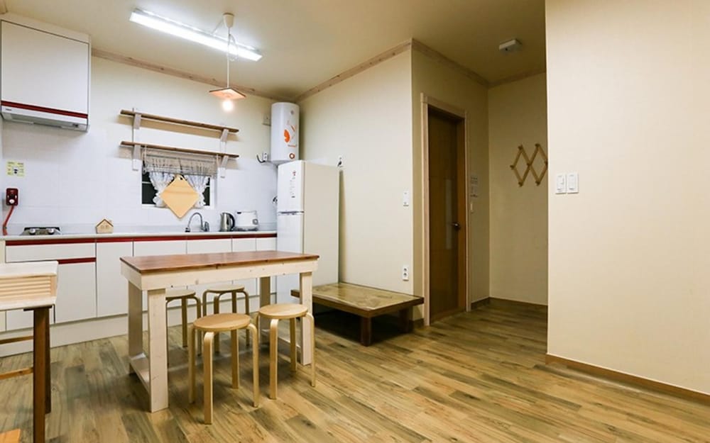 Фото Geochang Time Stay Pension