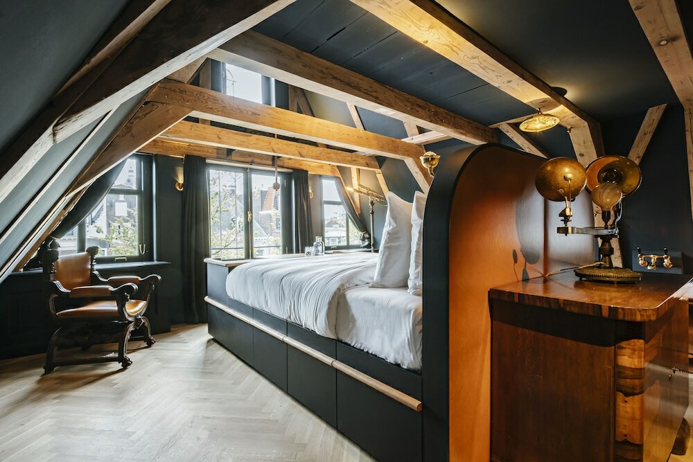 Фото Hotel The Noblemen