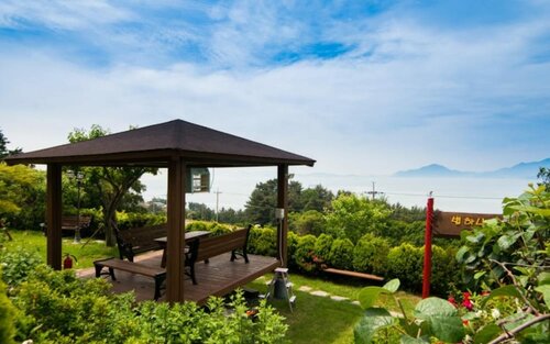 Гостиница Namhae Skyblue Sea Pension