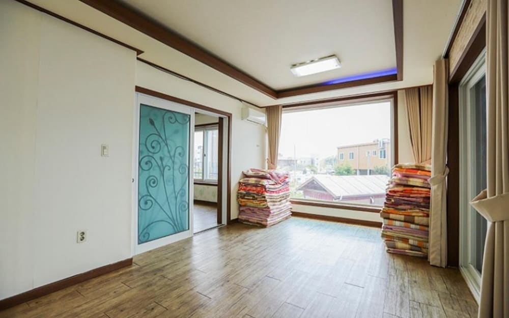 Фото Eulwangri Ocean Sky Pension