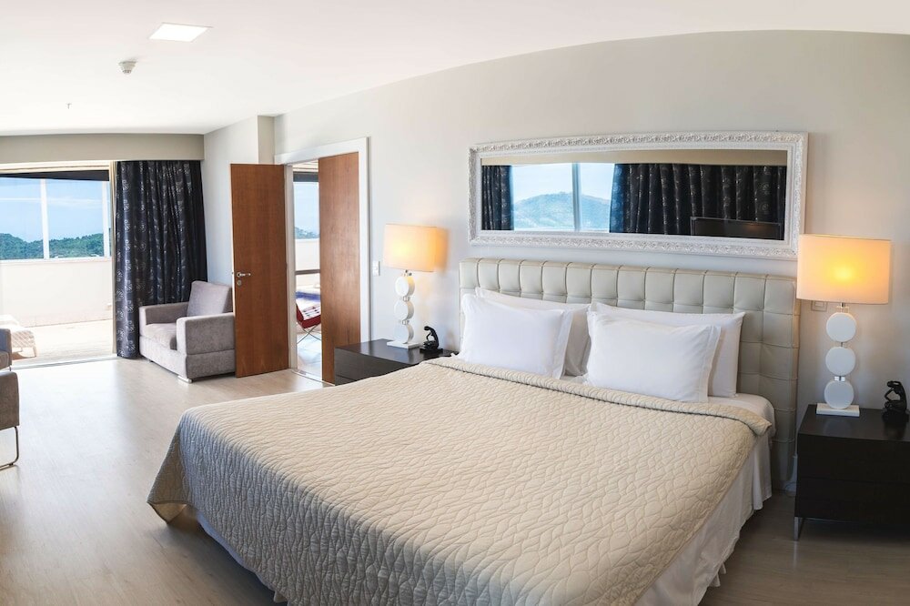 Фото Golden Tulip Porto Vitória