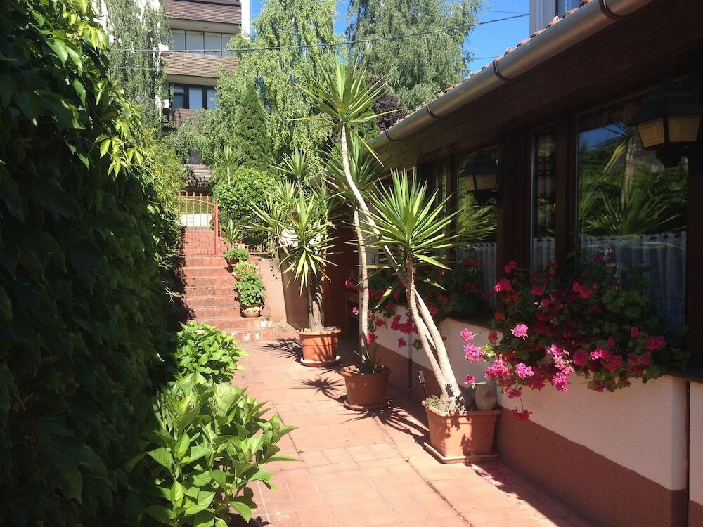 Фото Pension Family Fábsits