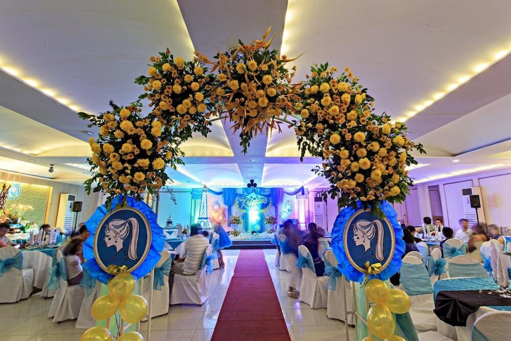 Фото The Orchard Cebu Hotel & Suites