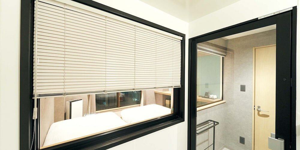 Фото Lacer Okinawa Naha Tomariport