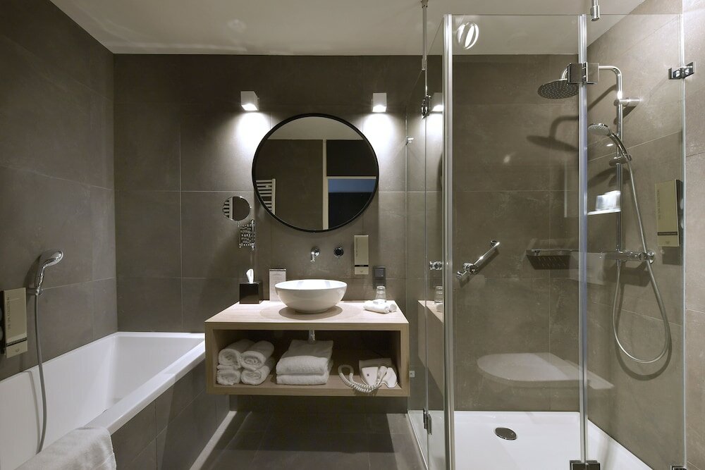 Фото Van der Valk Hotel Groningen Westerbroek