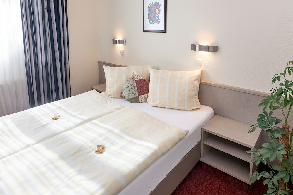 Фото Sporthotel Öhringen