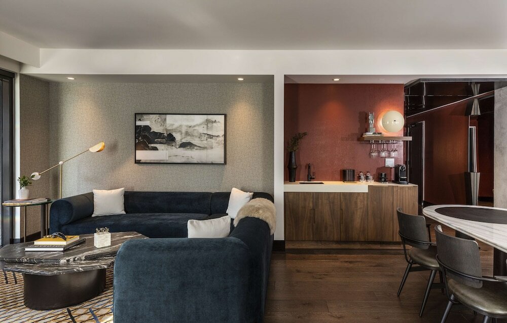 Фото Thompson Denver