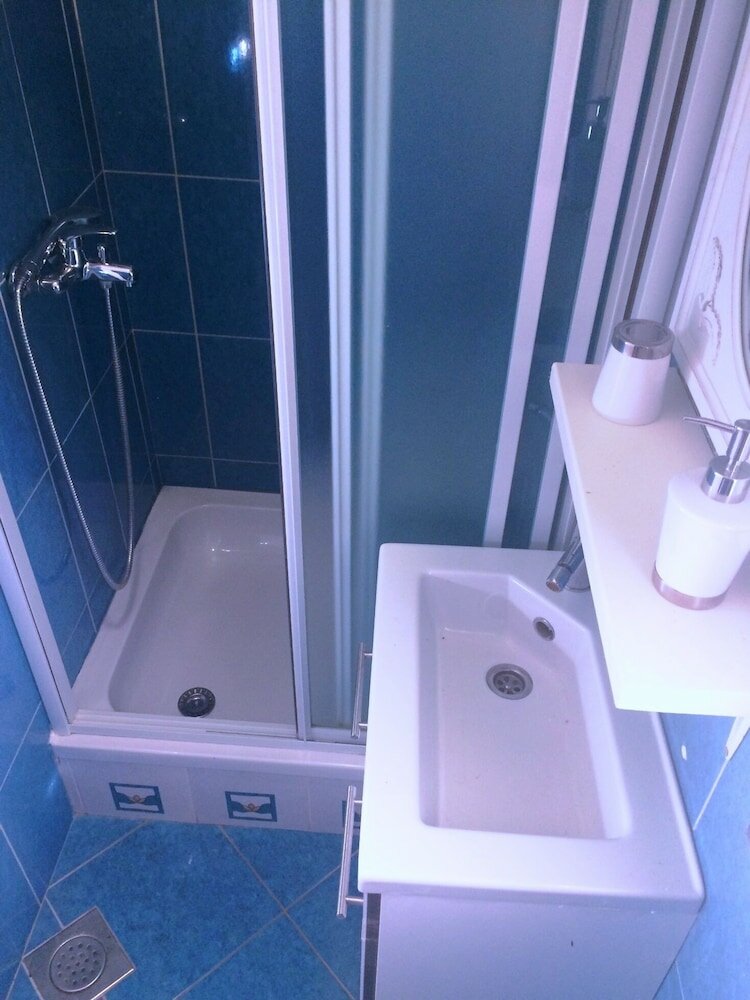 Фото Just by the Sea Apartments