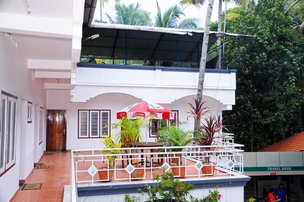 Фото Akhil Beach Resort