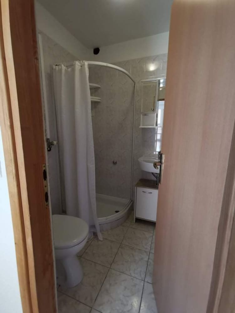 Фото Apartments 4 You