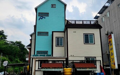 Гостиница Boryeong Haebaragi Pension в Порёне