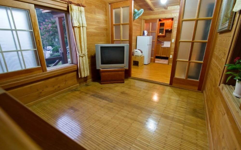 Фото Ganghwado Poomane Pension