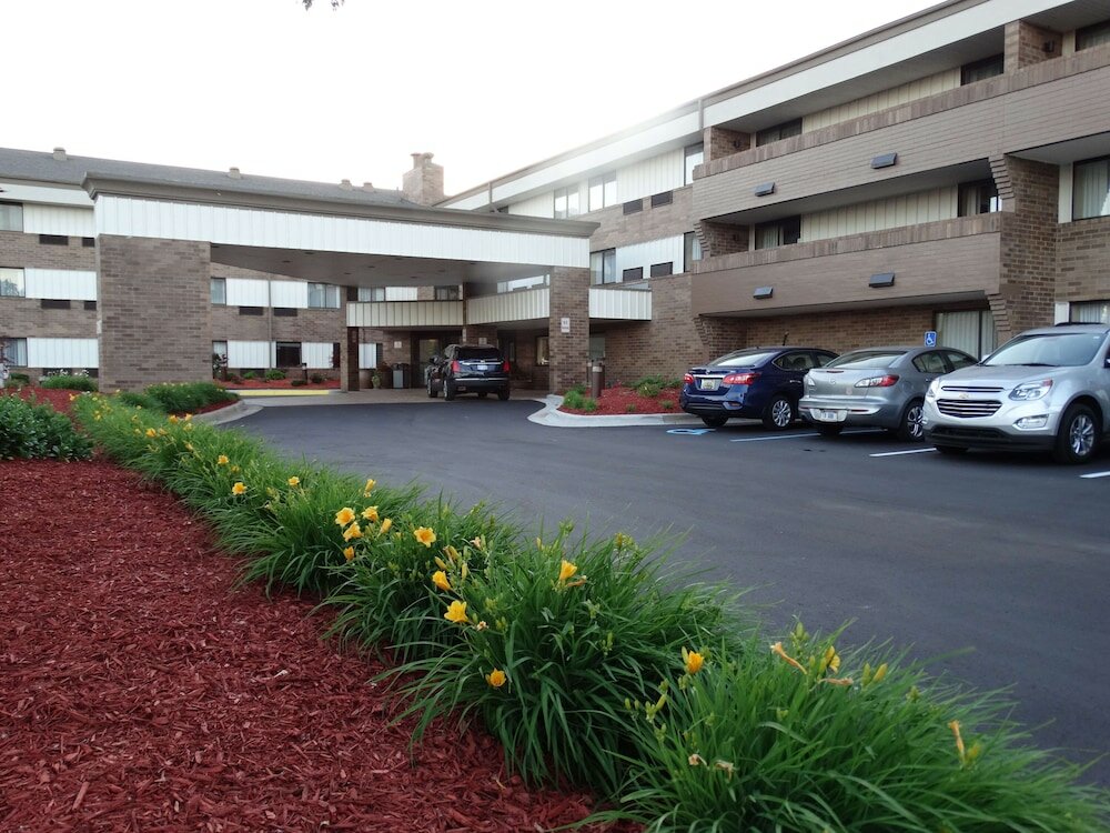 Фото Best Western Warren Hotel