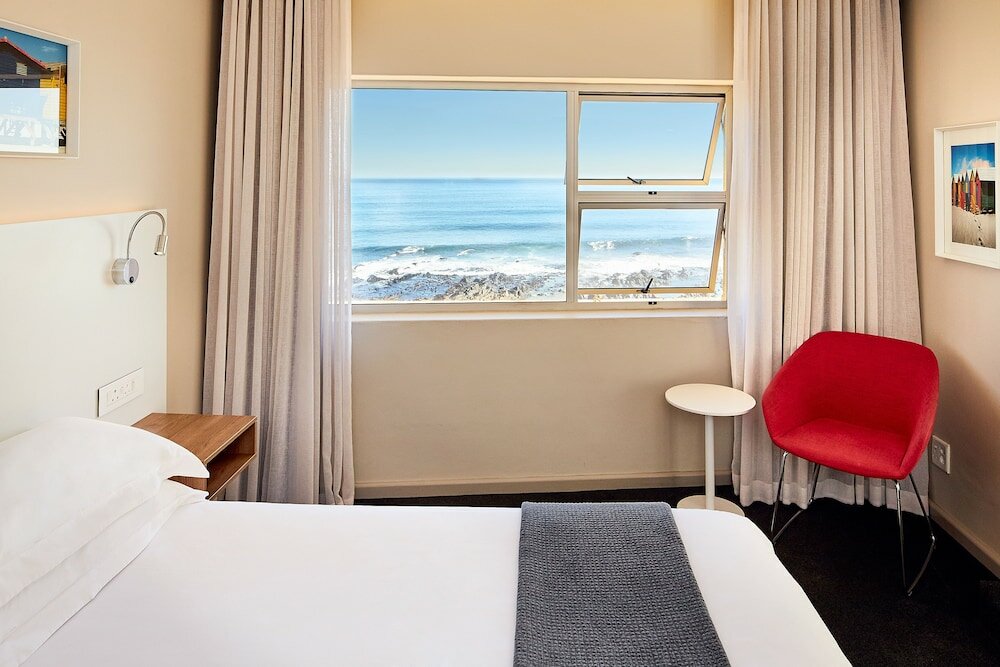 Фото First Group Riviera Suites