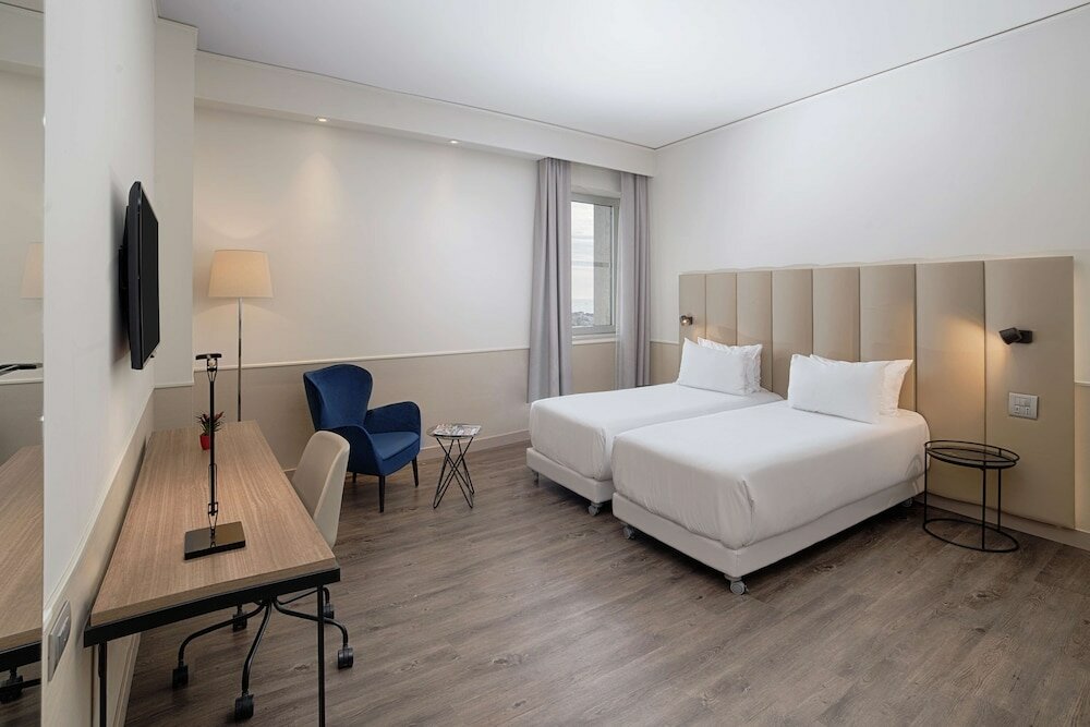 Фото Nh Napoli Panorama