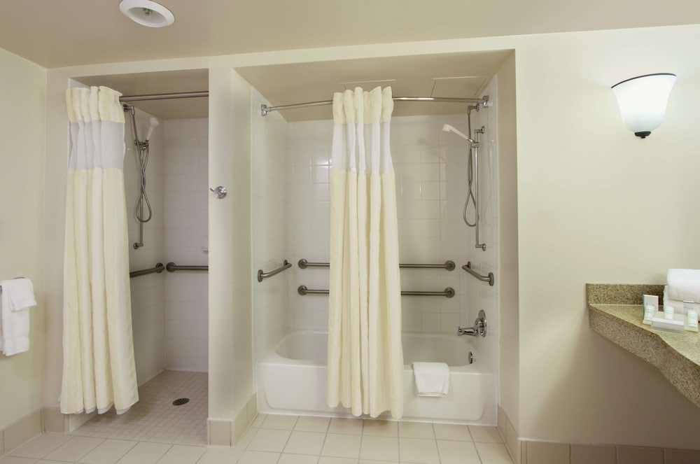 Фото Hilton Garden Inn Chesapeake/Greenbrier