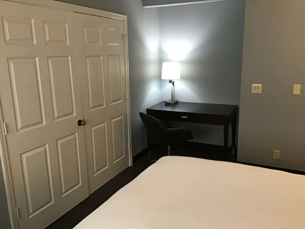 Фото SureStay Studio by Best Western Pensacola