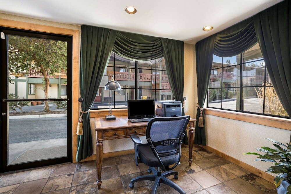 Фото Best Western Windsor Inn