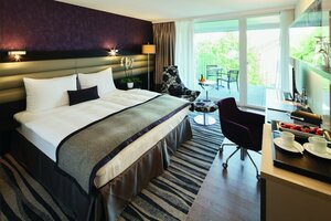 отель Mövenpick Hotel Lausanne