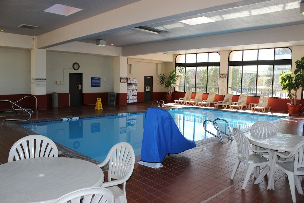 Фото Quality Inn South