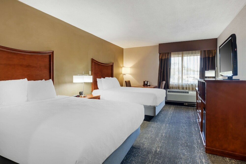 Фото Best Western Plus North Haven Hotel