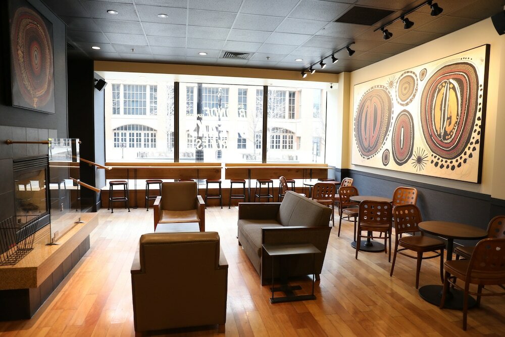 Фото Hilton Milwaukee City Center