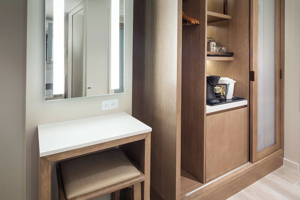 Фото Sheraton Waikiki Beach Resort