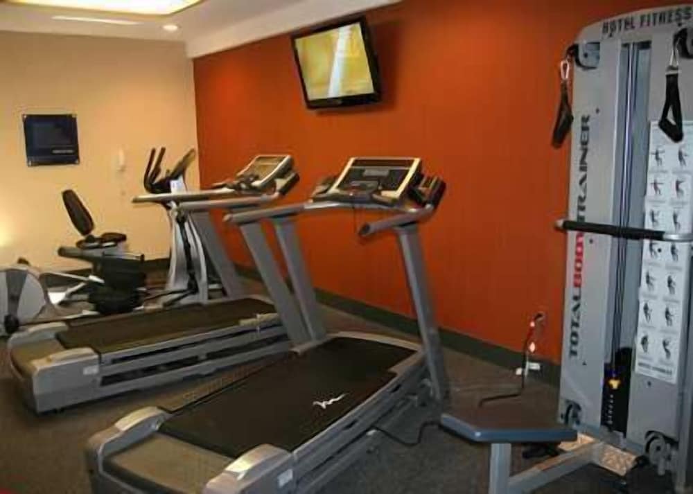 Фото Hampton Inn Port Huron