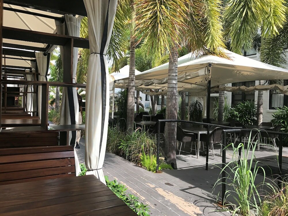 Фото South Beach Plaza Hotel