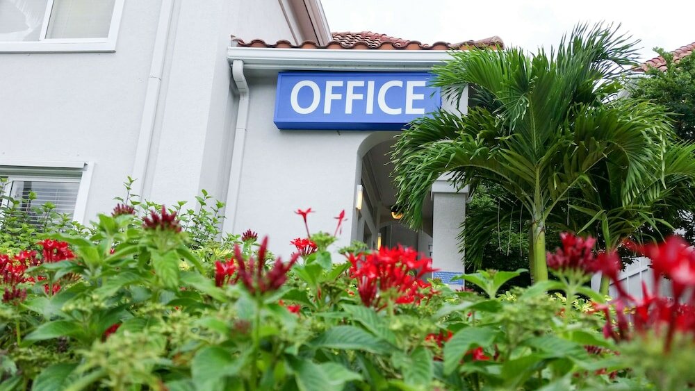 Фото Studio 6 West Palm Beach, Fl