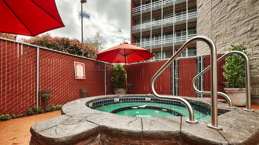 Фото Campus Inn & Suites Eugene Downtown