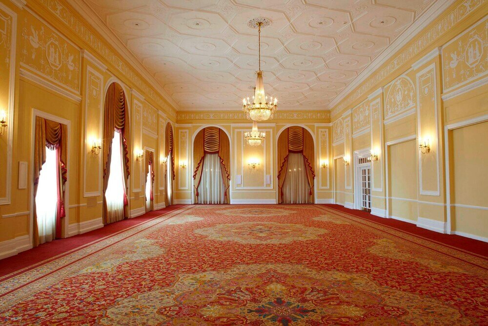 Фото Renaissance Cleveland Hotel