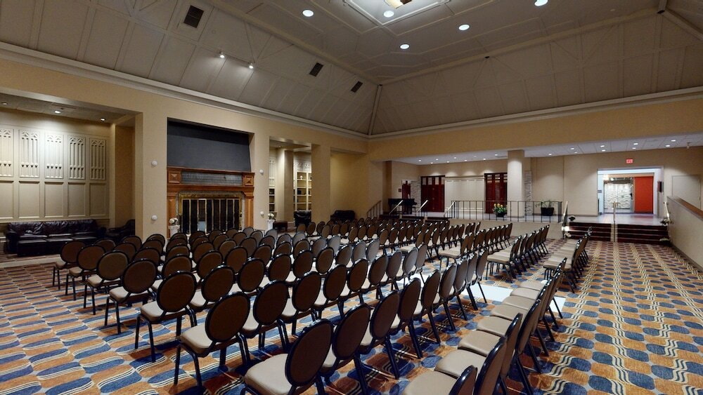 Фото DoubleTree by Hilton Boston North Shore